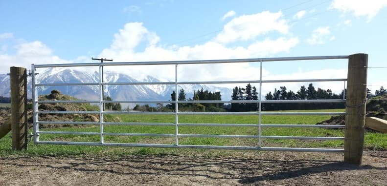 Field Gates & Cattle Yards